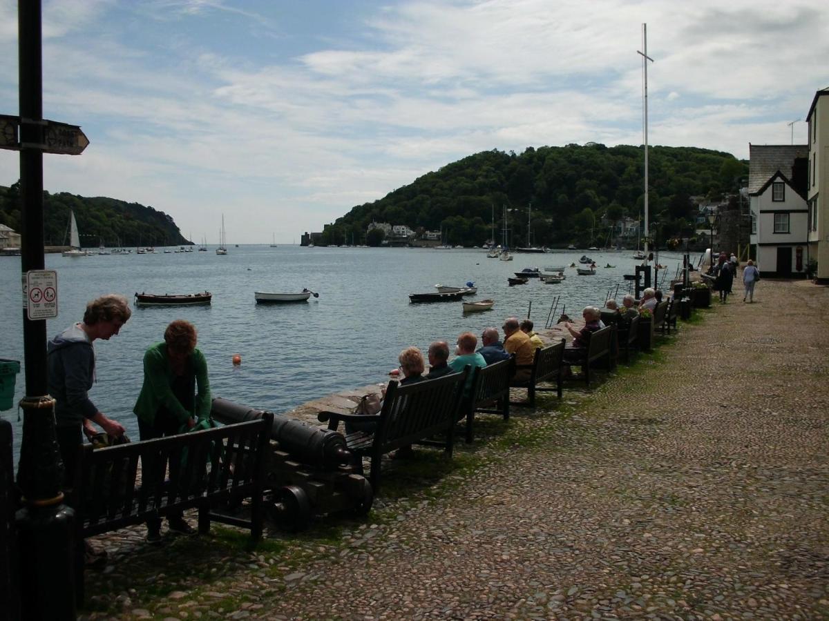 Villa Bumblebee à Dartmouth Extérieur photo