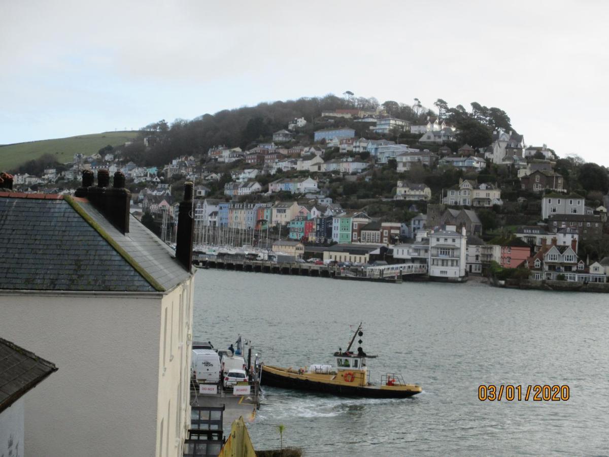 Villa Bumblebee à Dartmouth Extérieur photo